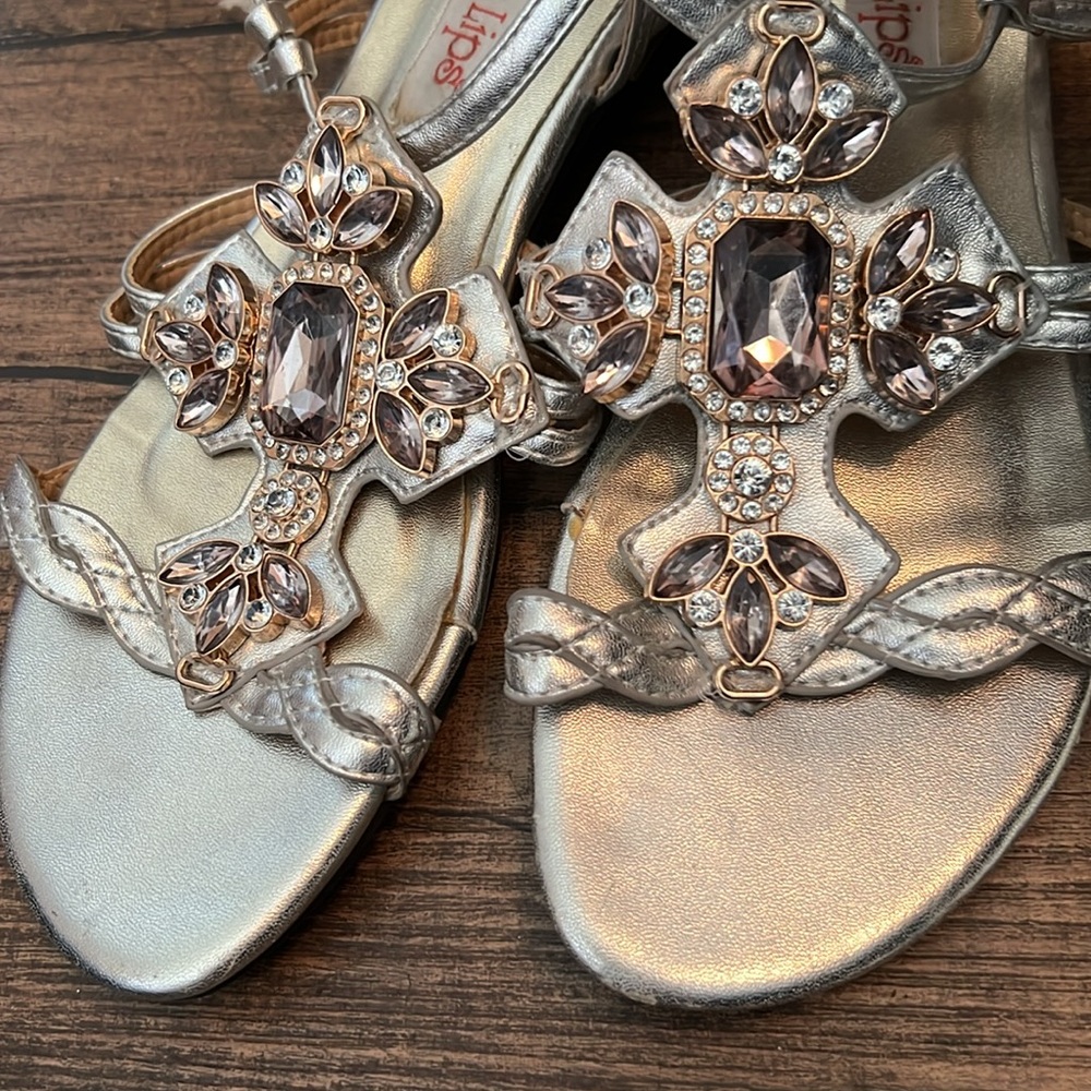 Two Lips Rhinestone Sandals 🔥 - Picture 11 of 11
